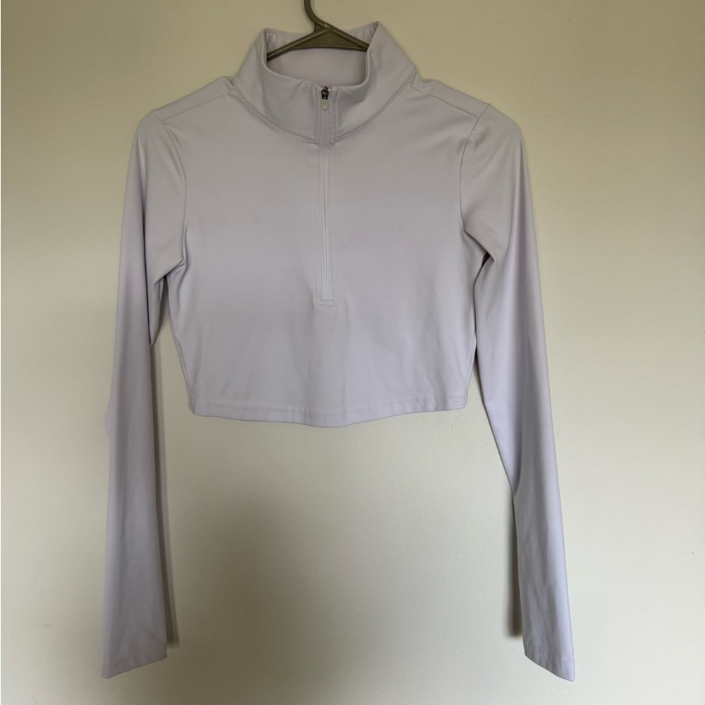 GOLD HINGE CROPPED QUARTER ZIP